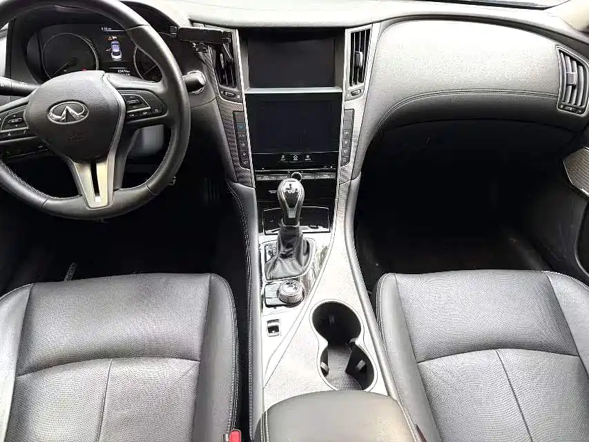 Infiniti Q50L 2018 2.0T VI