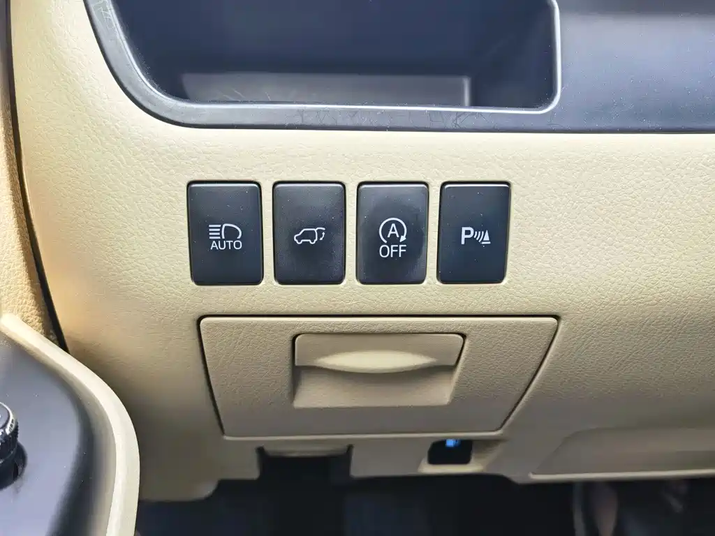 Toyota Highlander — миниатюра 24