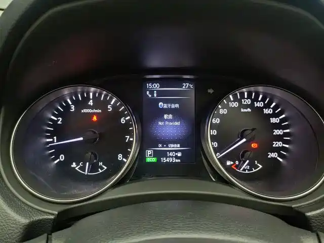 Nissan Qashqai — миниатюра 10