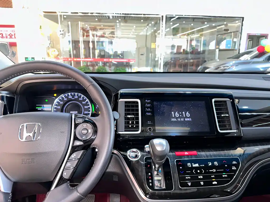 Honda Elysion — миниатюра 10