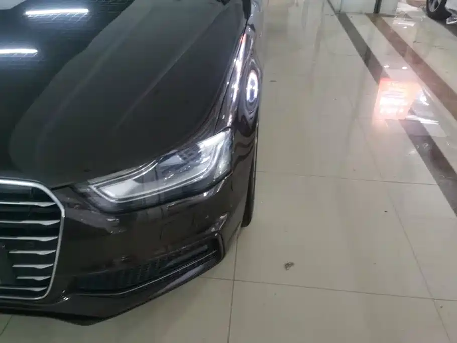 Audi A4L — миниатюра 5
