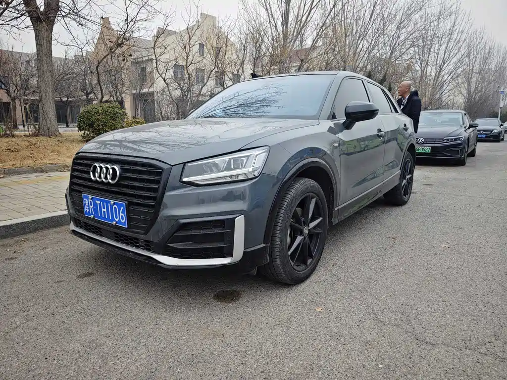 Audi Q2L 2021
