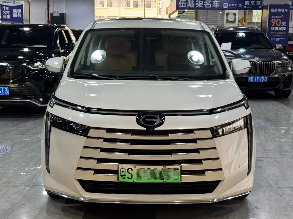 GAC Motor Trumpchi E8 PHEV — миниатюра 2