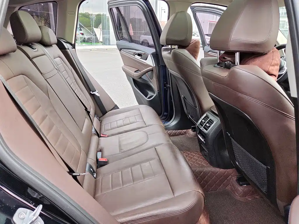BMW X3 — миниатюра 9