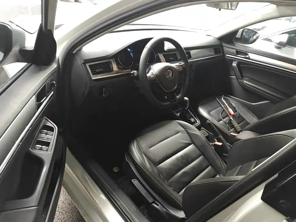 Volkswagen Bora — миниатюра 16