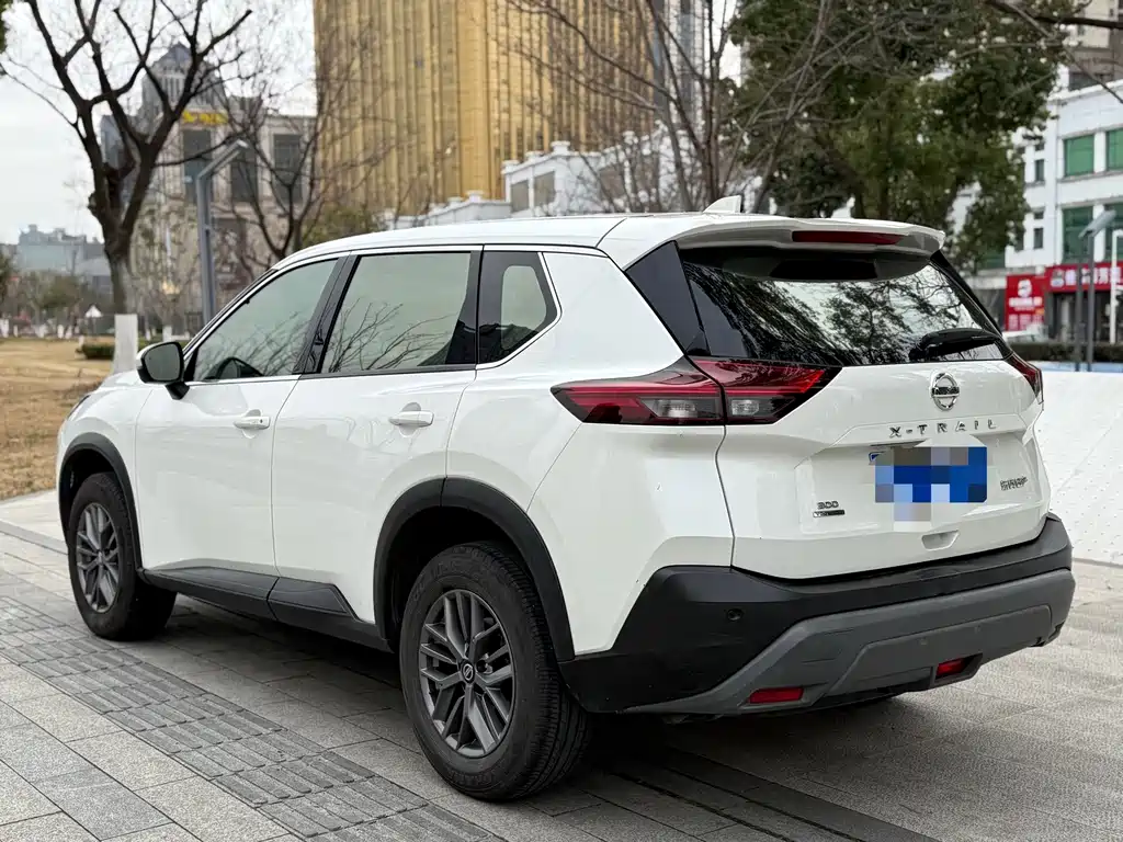 NISSAN QIJUN
