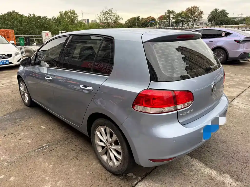 Volkswagen Golf — миниатюра 3