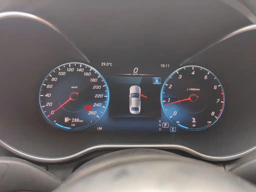 Mercedes-Benz C-Class — миниатюра 7