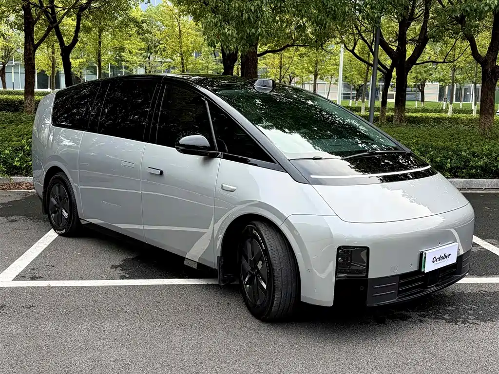 Li Auto Li MEGA — миниатюра 4