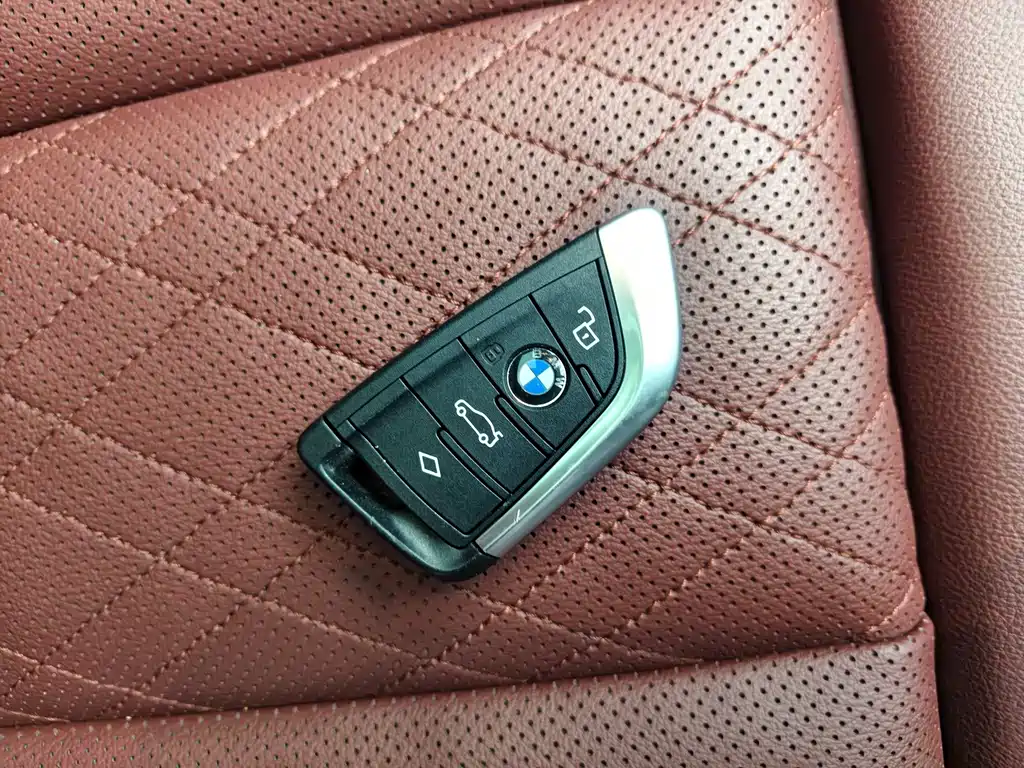 BMW i3 — миниатюра 4