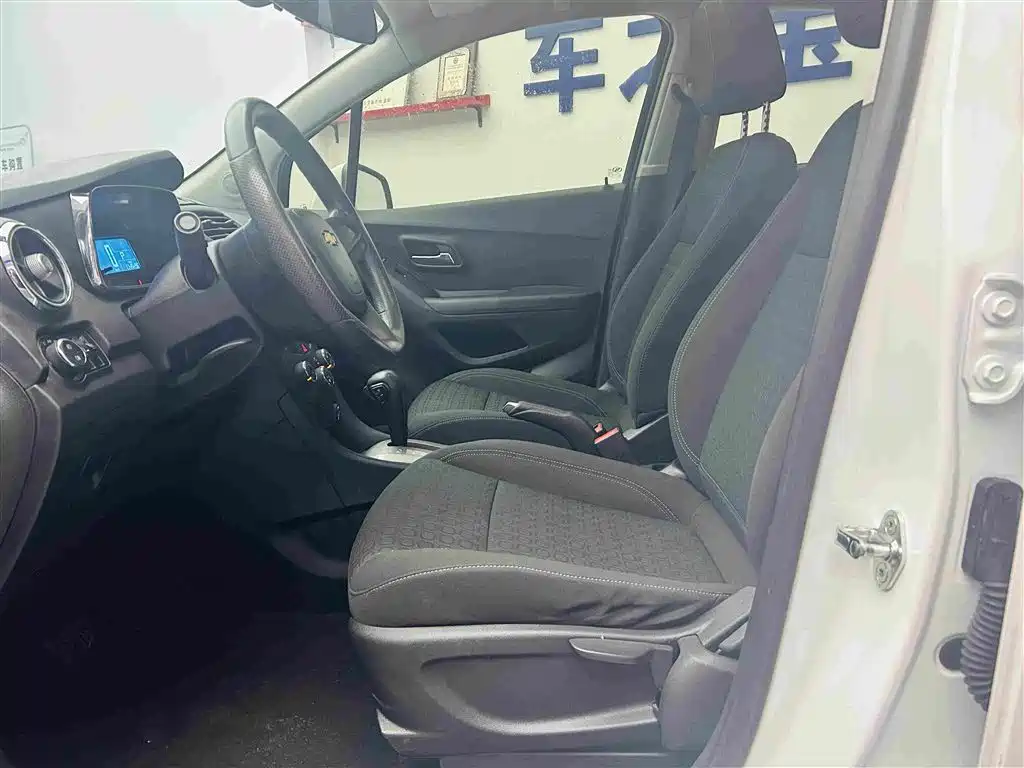 Chevrolet Trax — миниатюра 19
