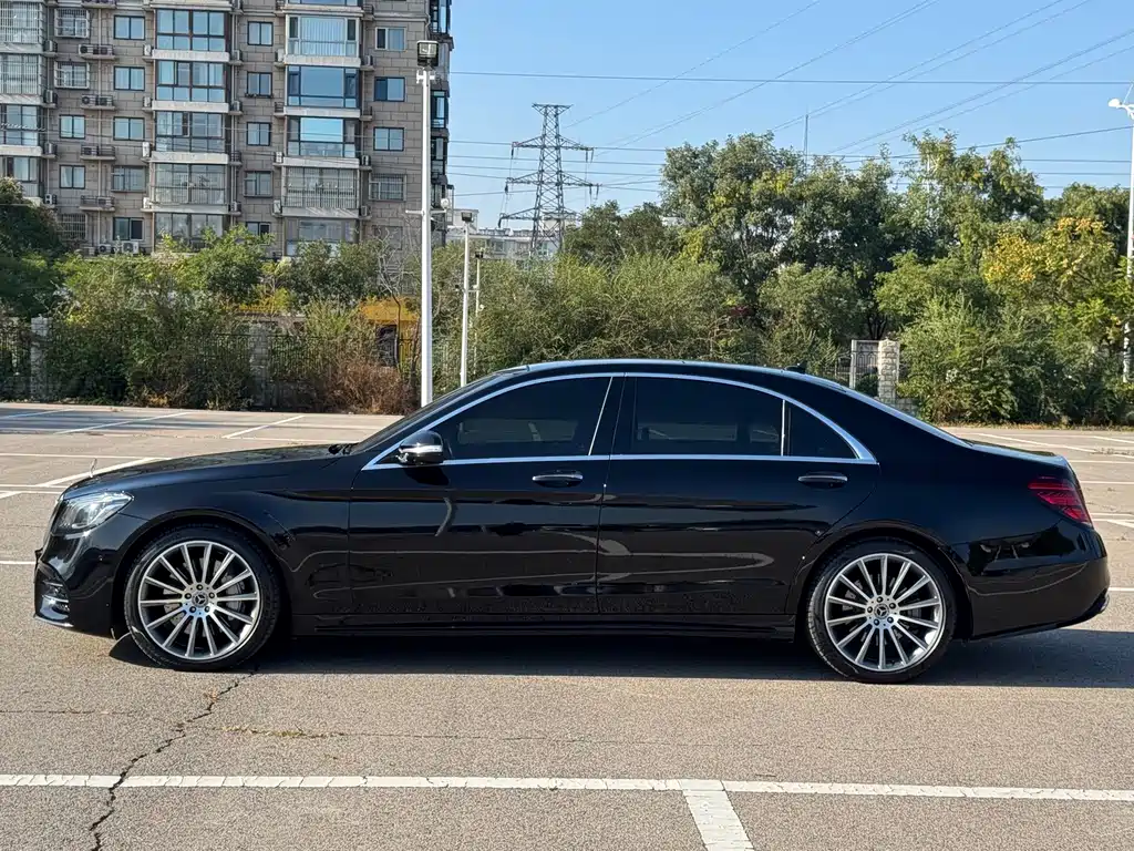 Mercedes-Benz S-Class — миниатюра 8