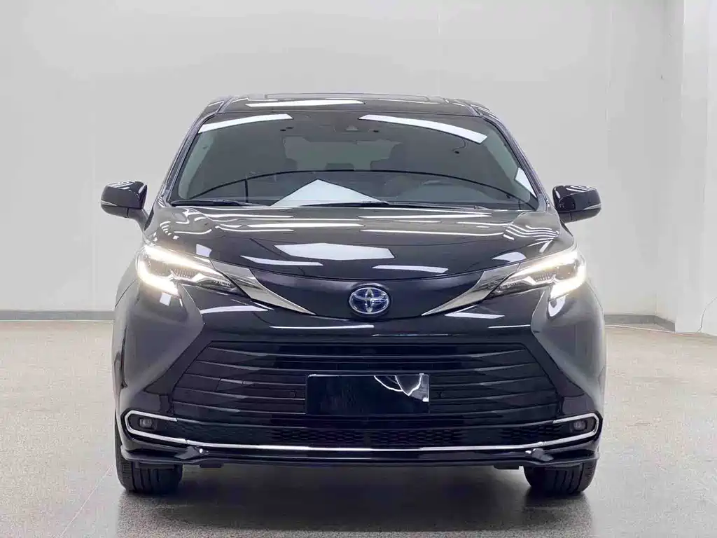 Toyota Sienna 2023 2.5L Comfort