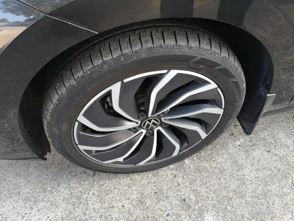 Volkswagen Golf — миниатюра 23