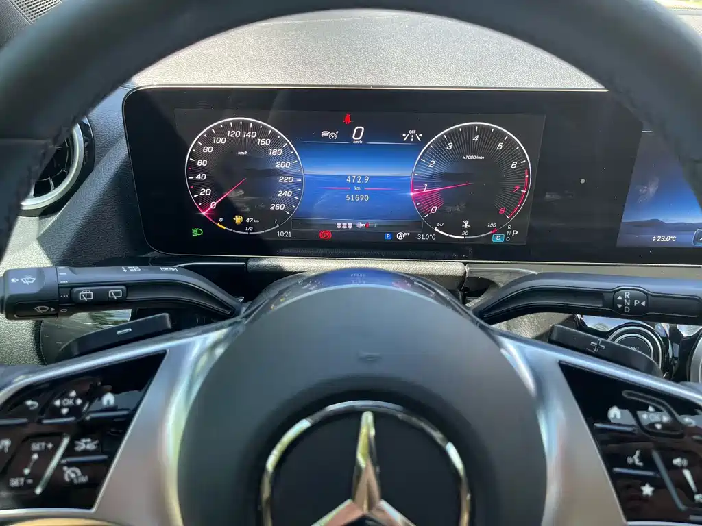 Mercedes-Benz GLA — миниатюра 8