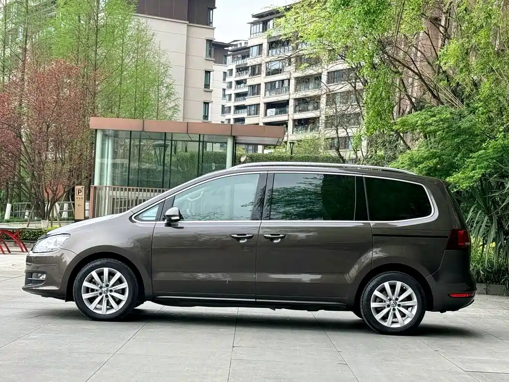Volkswagen Sharan — миниатюра 5