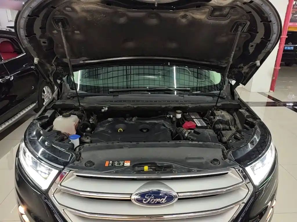 Ford Edge — миниатюра 20