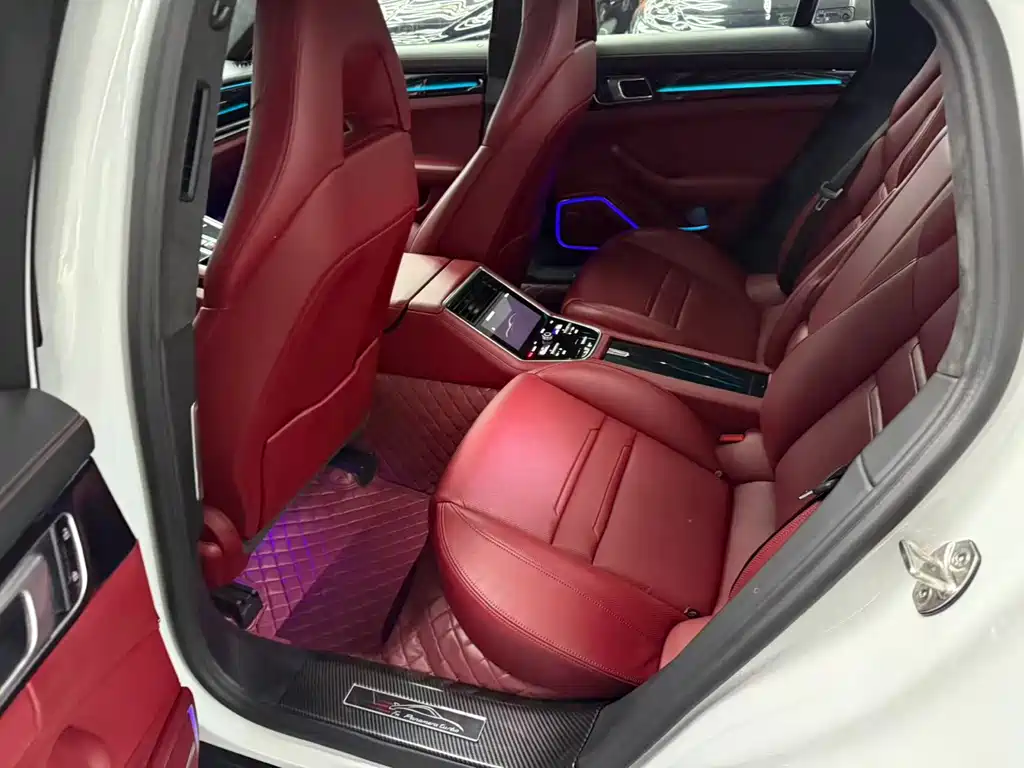 Porsche Panamera — миниатюра 10