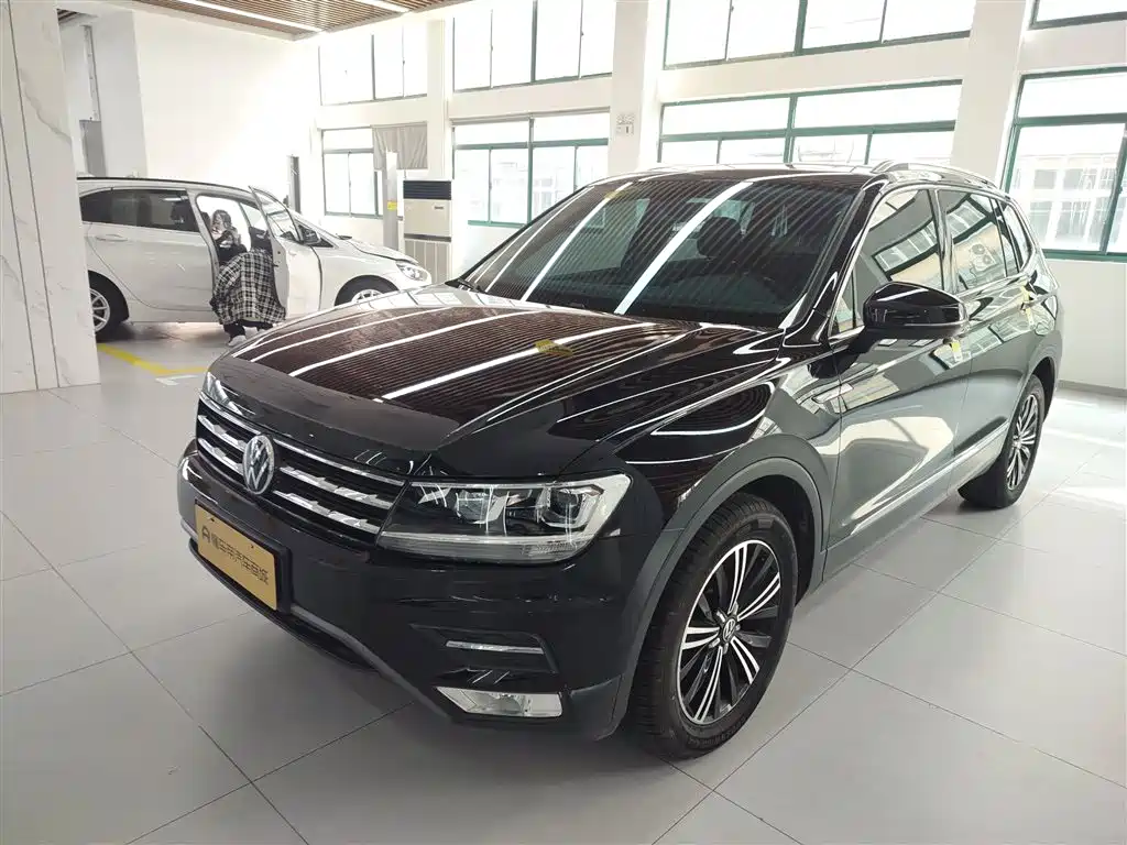 Volkswagen Tiguan L 2021