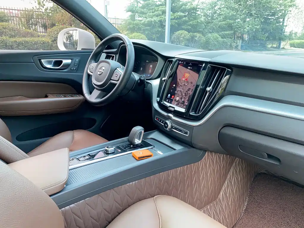 Volvo XC60 — миниатюра 24
