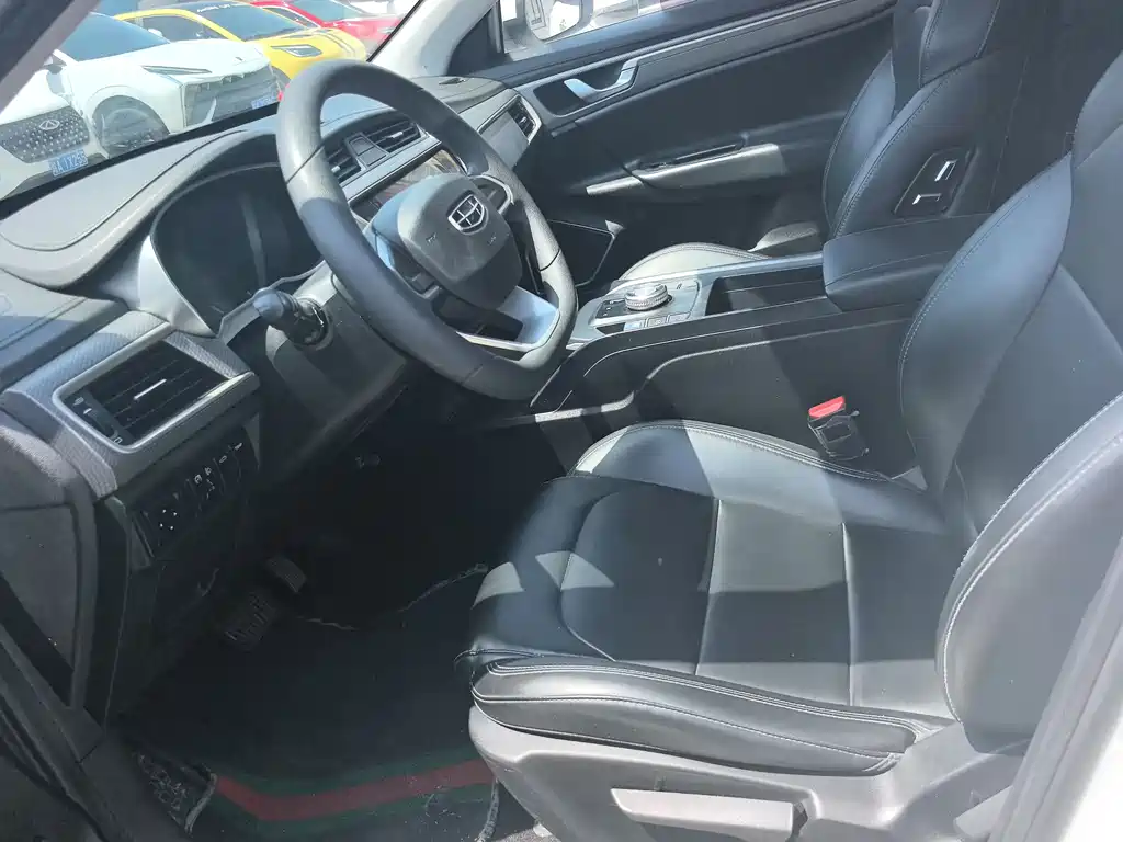 Geely Emgrand 2021 EV Pro