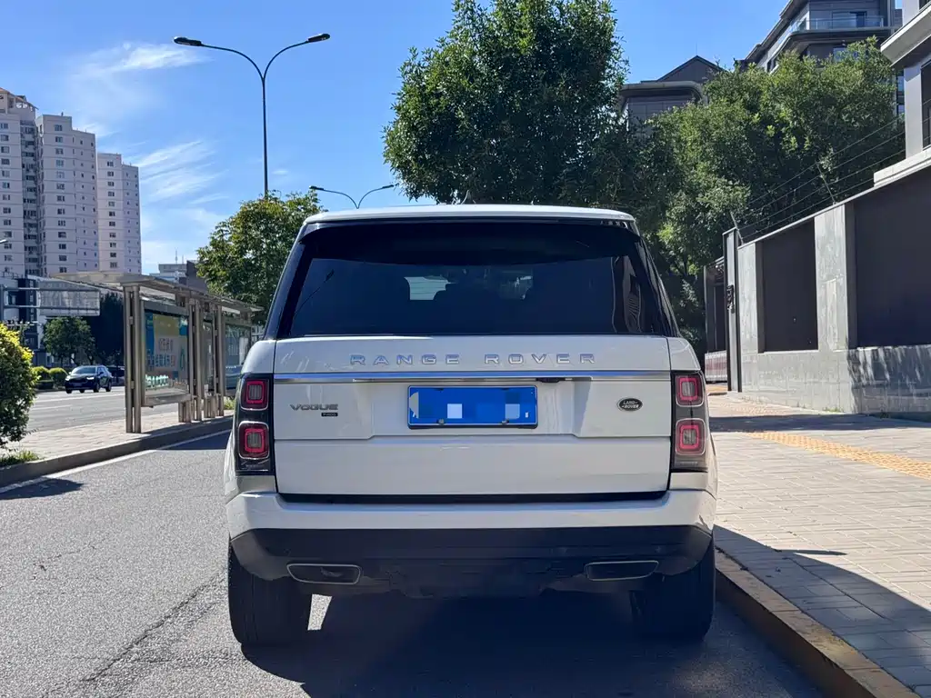 Land Rover Range Rover — миниатюра 3
