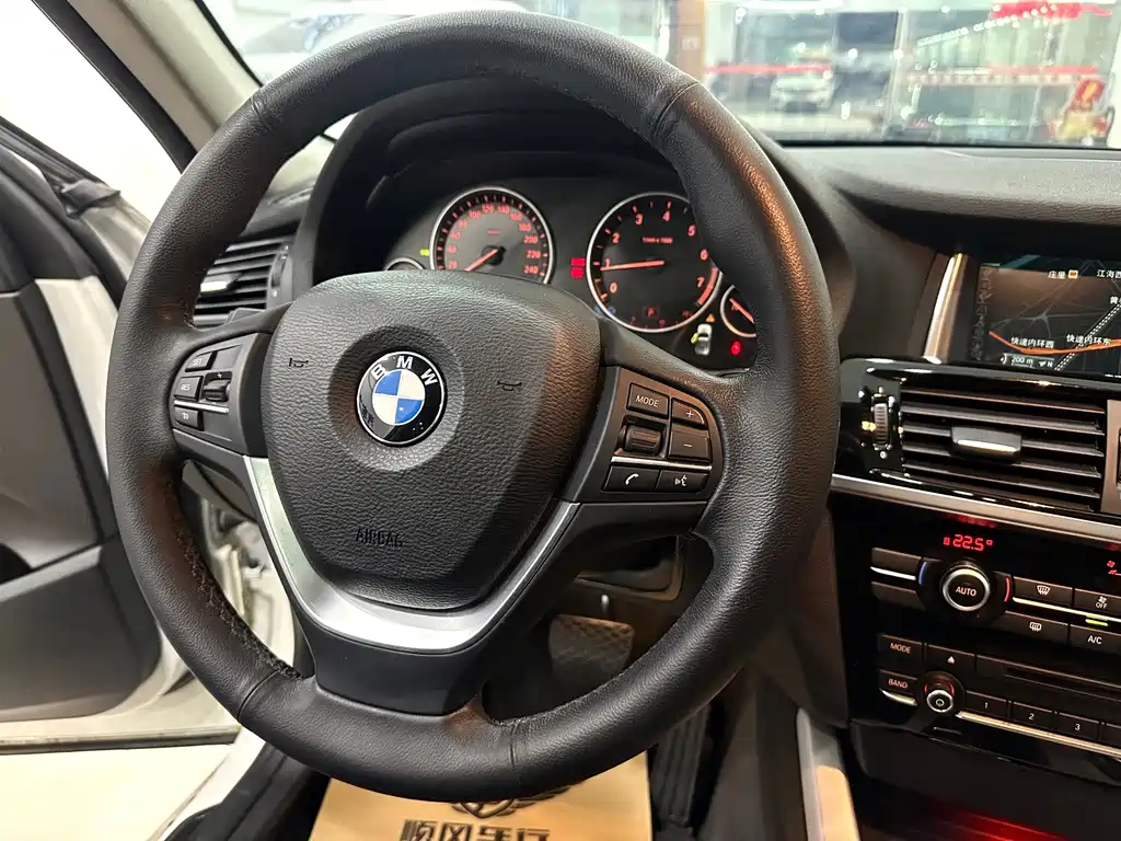 BMW X3 (Import) — миниатюра 16