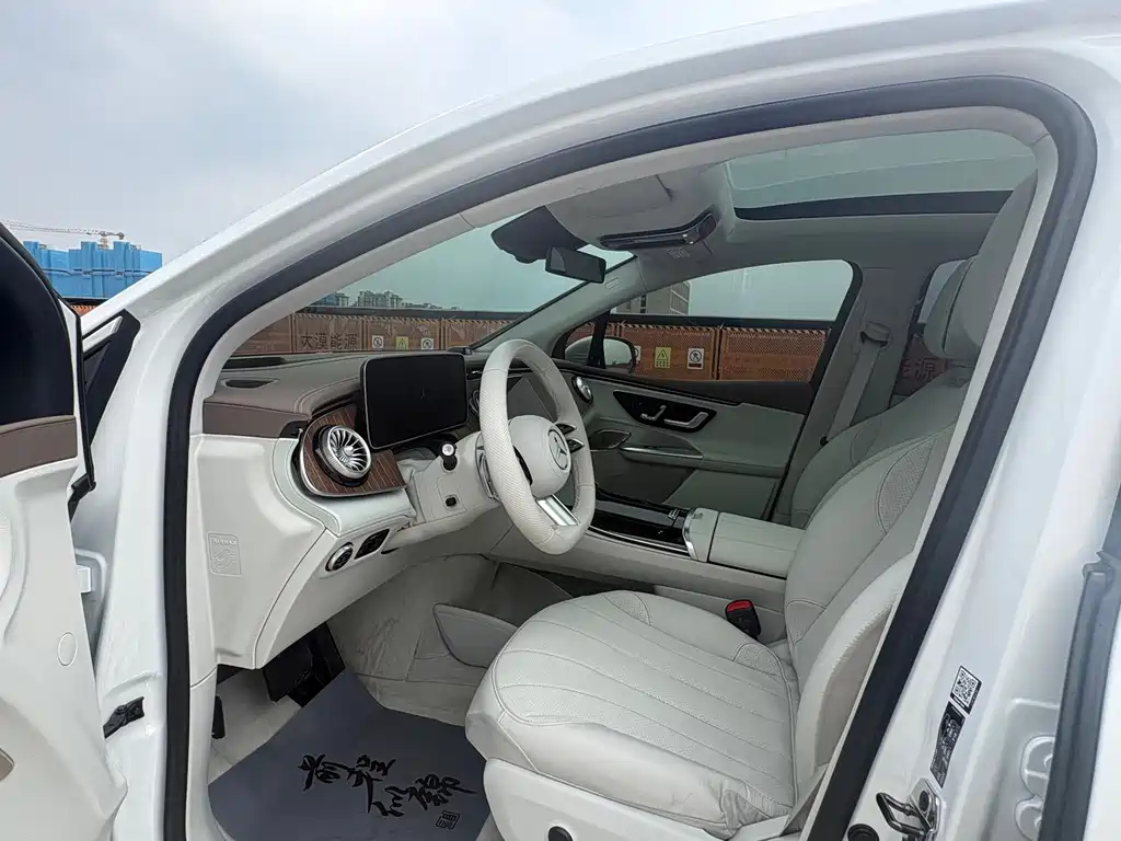Mercedes-Benz EQE SUV 2023 350 4MATIC Luxury