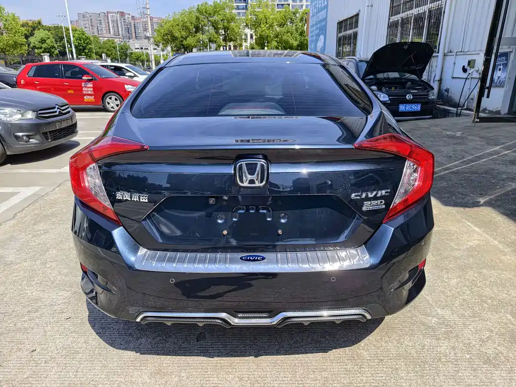 Honda Civic — миниатюра 5