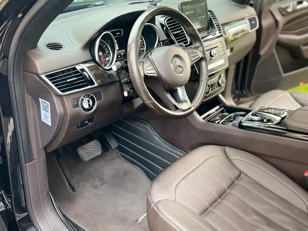 Mercedes-Benz GLS — миниатюра 15