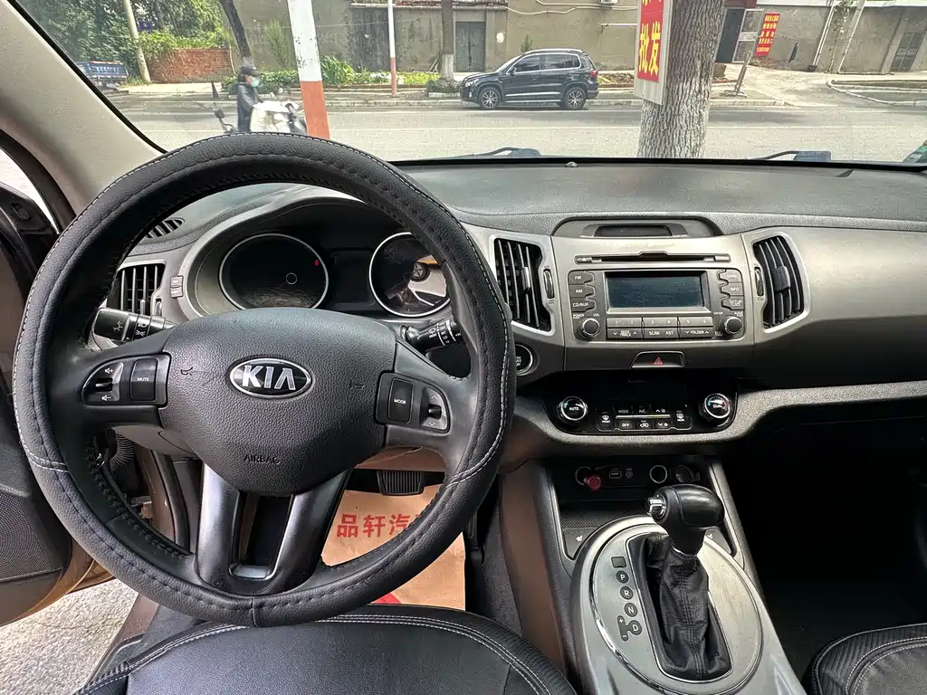 Kia Sportage — миниатюра 10
