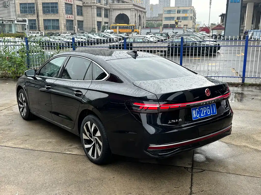 Volkswagen Passat 2025 Pro 380TSI