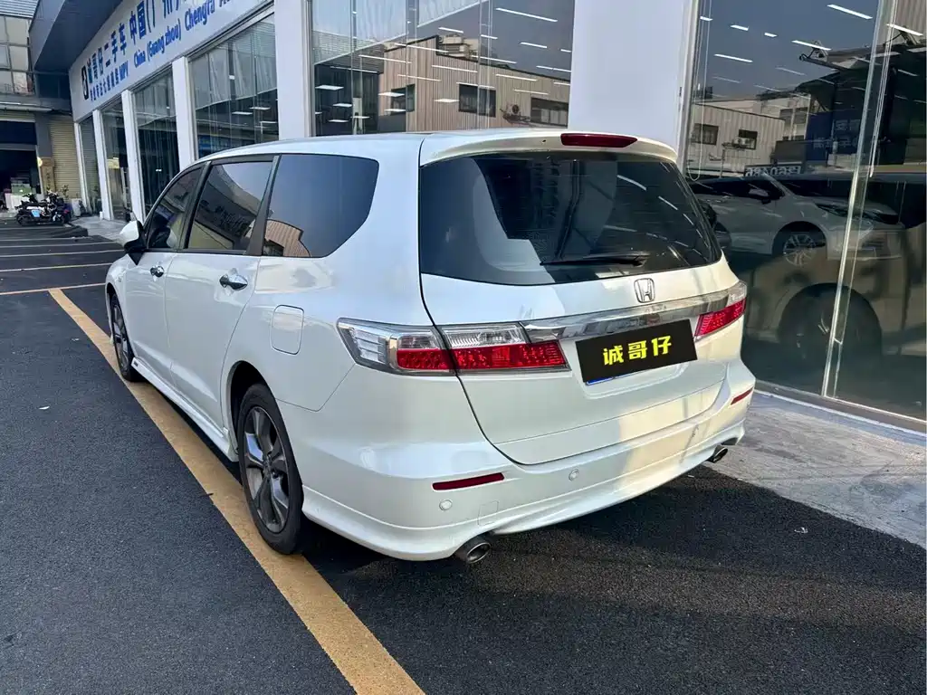 Honda Odyssey — миниатюра 4