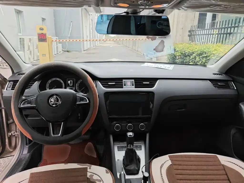 Skoda Octavia — миниатюра 10
