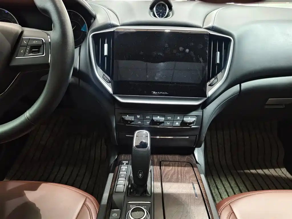 Maserati Ghibli 2021 2.0T