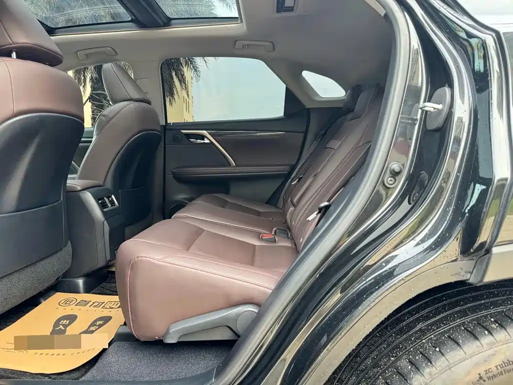 Lexus RX — миниатюра 8