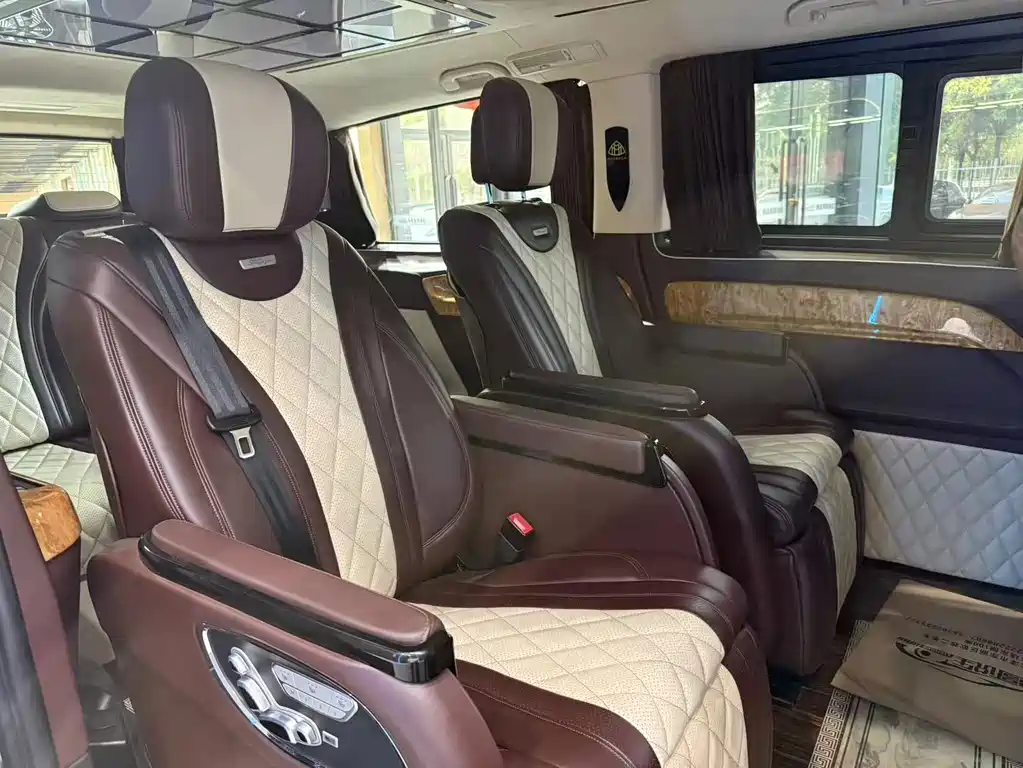 Mercedes-Benz Vito — миниатюра 10