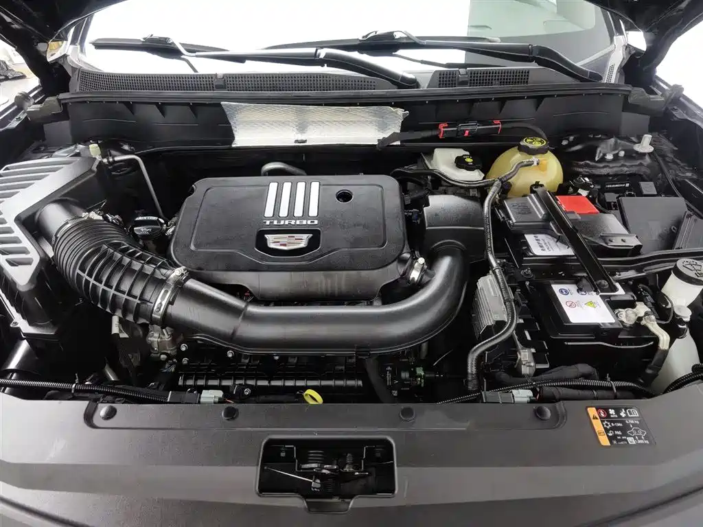 Cadillac XT6 2021 2.0T мест Luxury