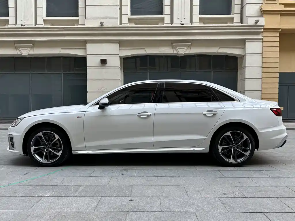 Audi A4L — миниатюра 4