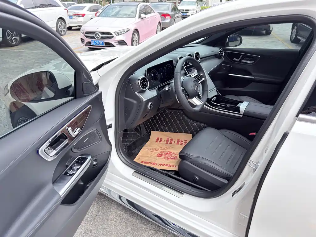 Mercedes-Benz C-Class C 2025 C 200 L Sport