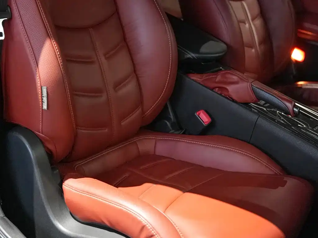 Nissan GT-R — миниатюра 9