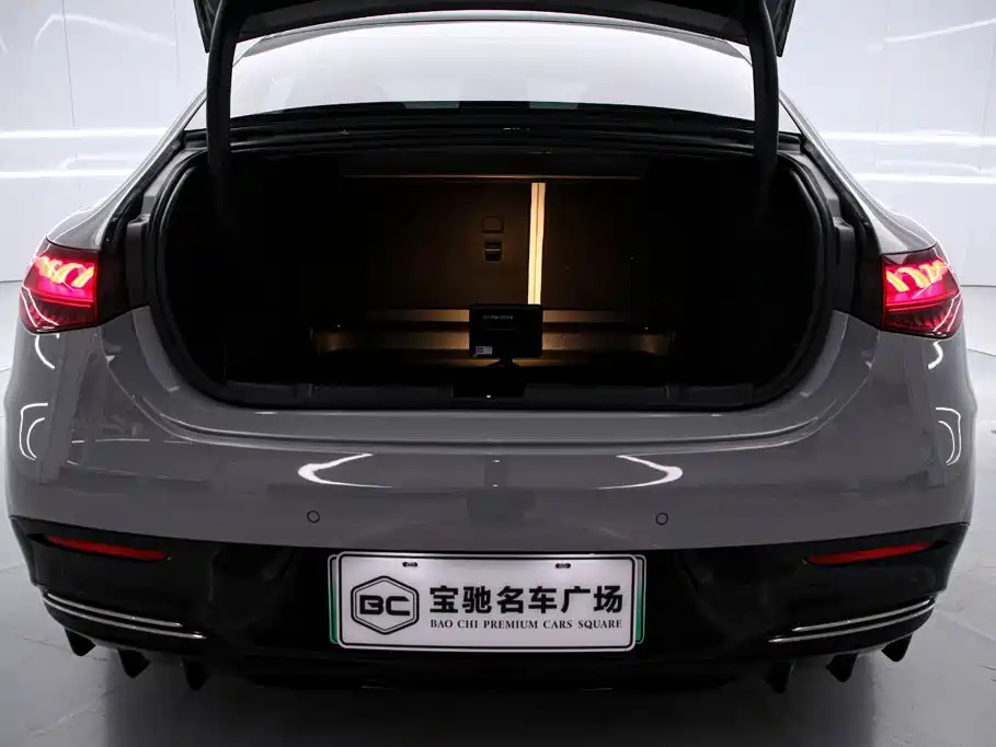 Mercedes-Benz EQE — миниатюра 17