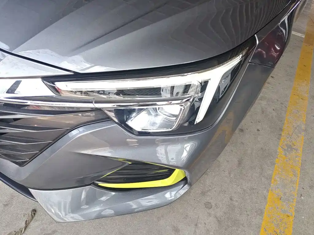 Roewe i6 MAX — миниатюра 24