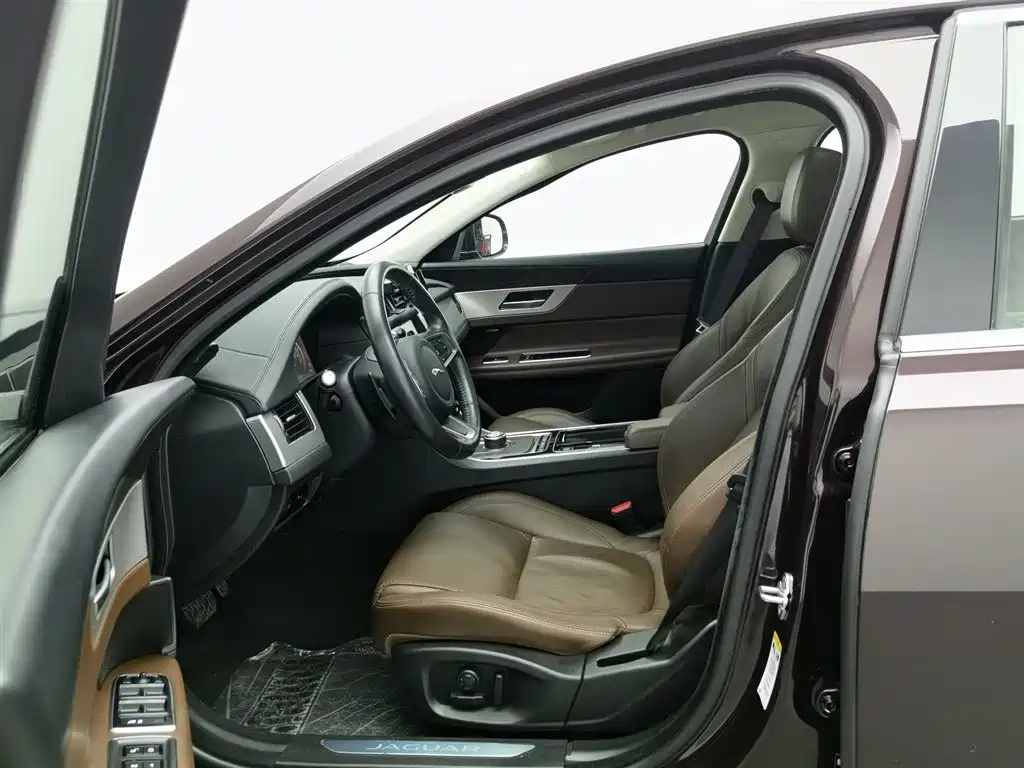 Jaguar XFL 2020 XFL 2.0T P250 Premium
