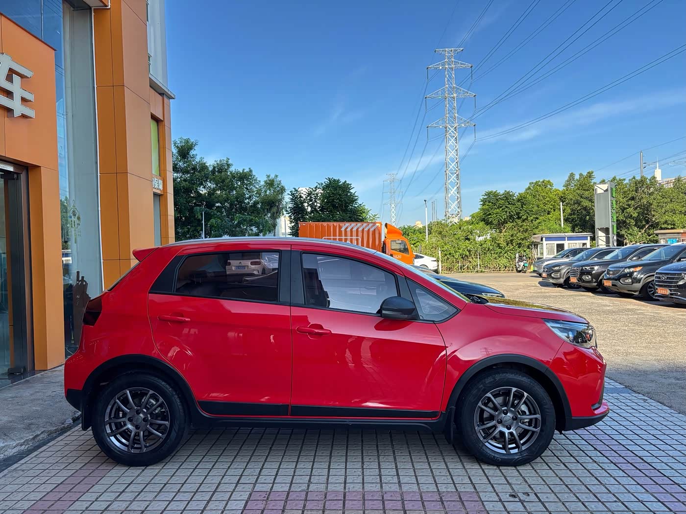 Geely Vision X3 1.5 л 2021 г. красный/фиолетовый, пробег 29000 км