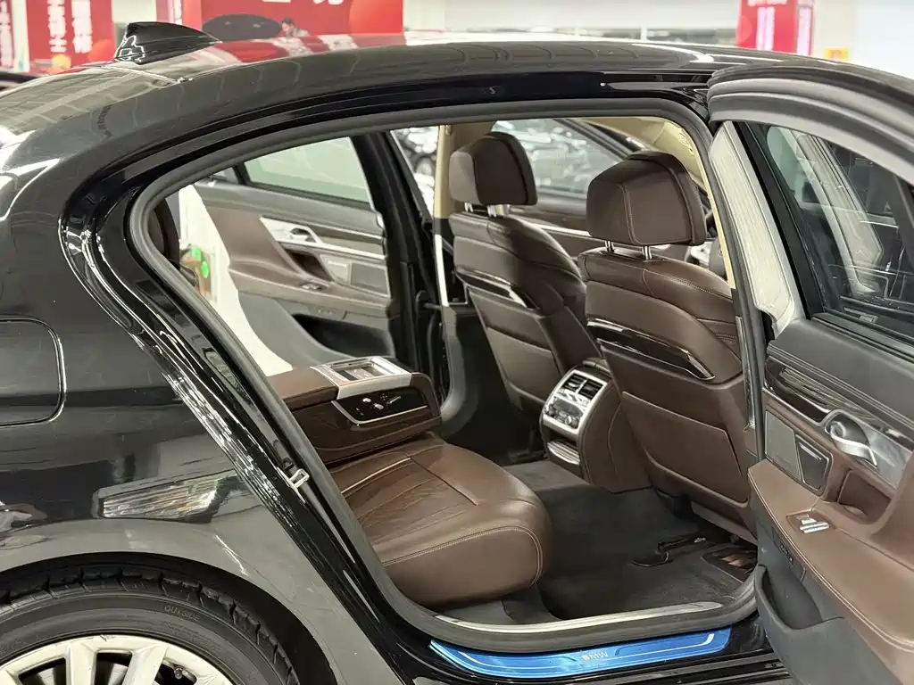BMW 7 Series 7 2019 730Li Luxury