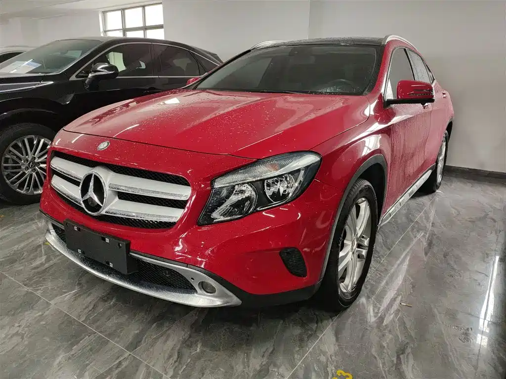 Mercedes-Benz GLA 2016