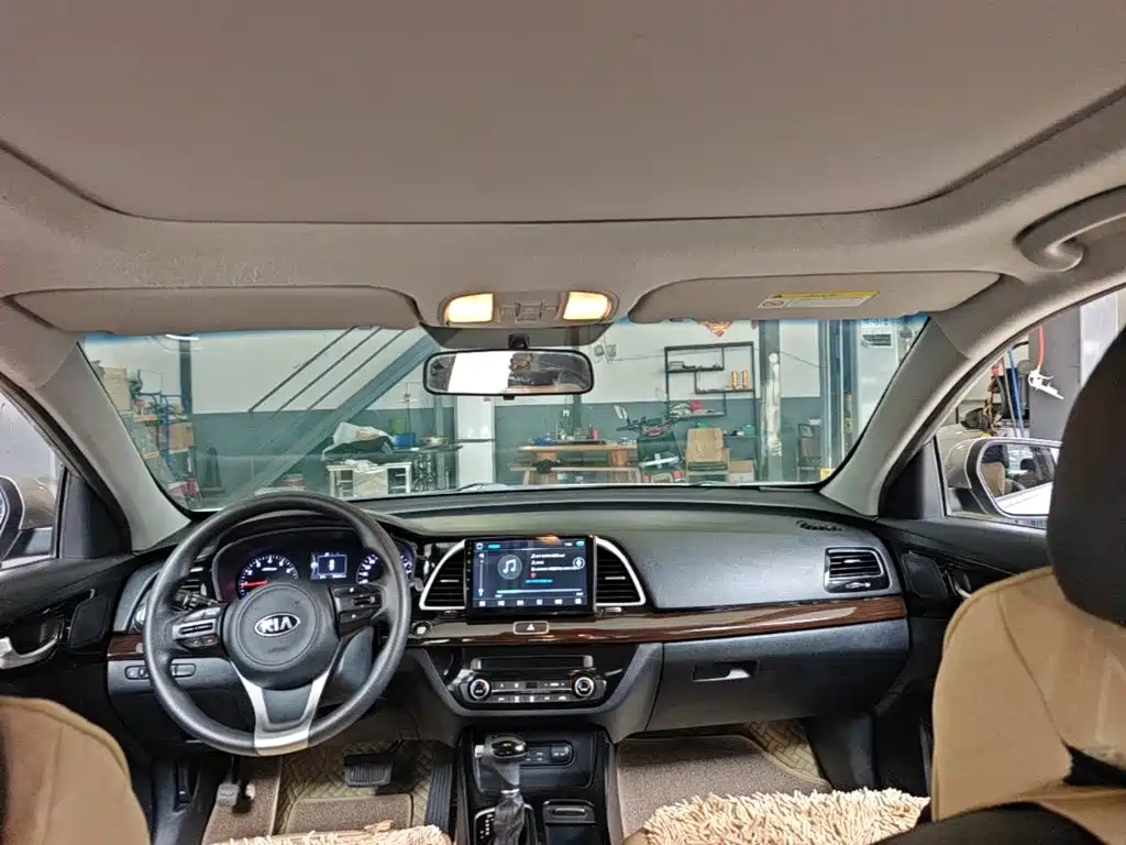 Kia K4 — миниатюра 18