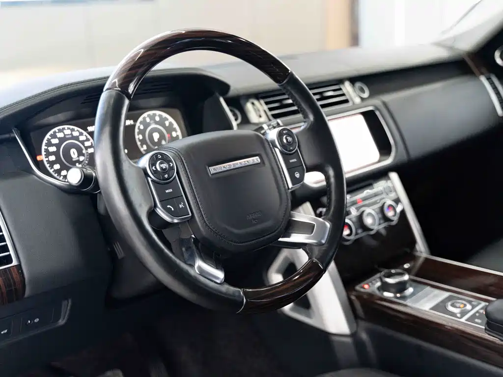 Land Rover Range Rover 2017 3.0 SC V6 Vogue