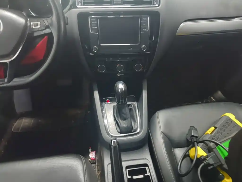 Volkswagen Sagitar — миниатюра 14